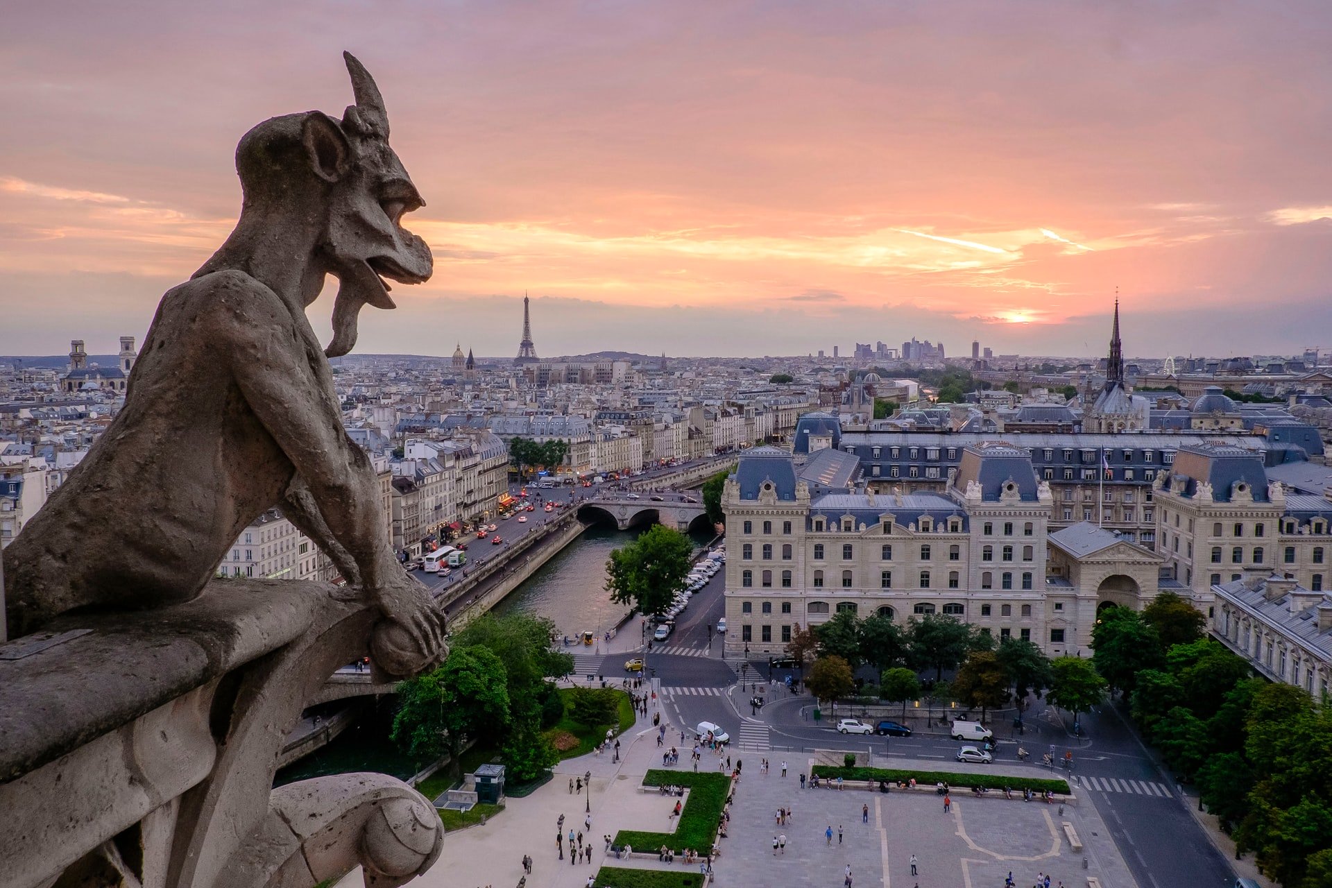 Paris et ses grands pièges touristiques